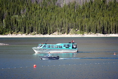 Boating on Lake Minnewanka