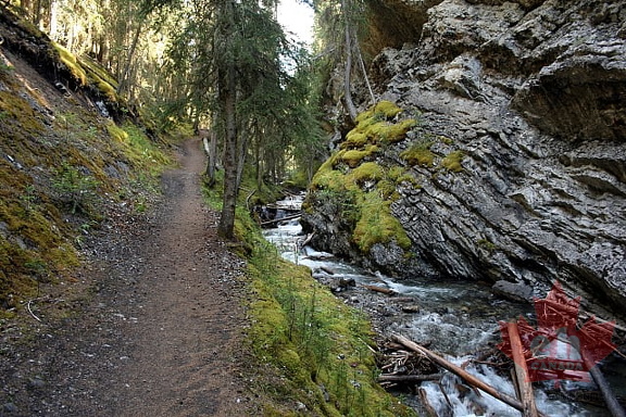 Sundance Canyon Trail