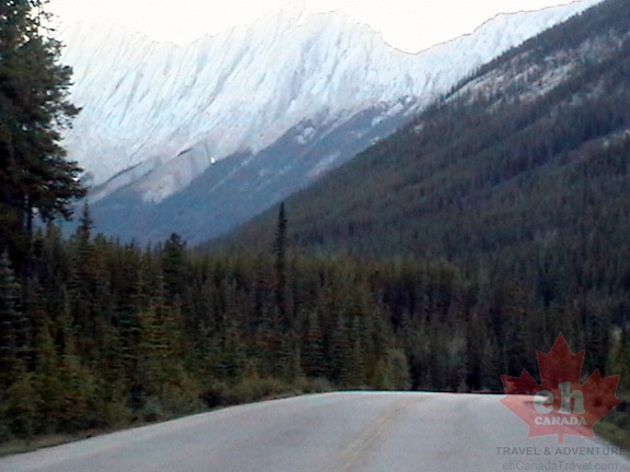 Maligne Lake Mountains
