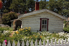 Log Cabin