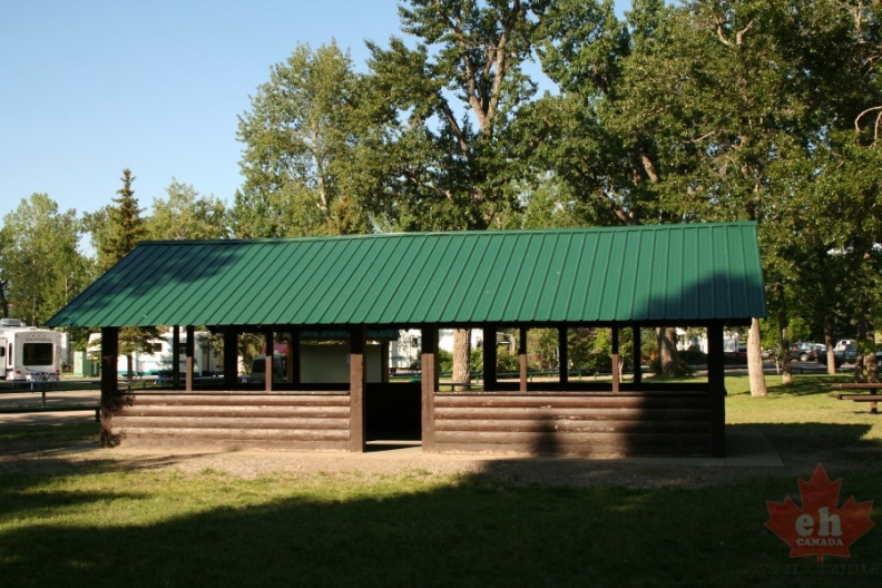picnic-shelter20090626_91012.JPG