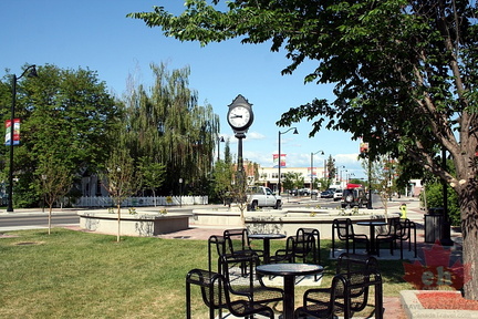Sitting Tables