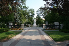 Cenotaph Walkway