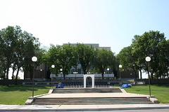 Entrance to Arts Centre