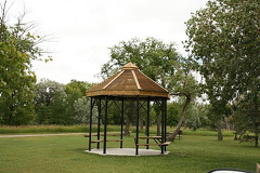 Shelters in Wakamow Valley