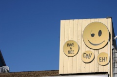 happy_face_eh.jpg