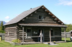 1914 Homesteader Cabin