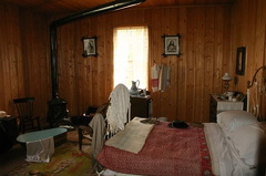 Bedroom Murry House