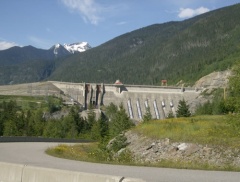 Revelstoke Dam