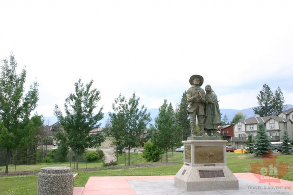 Pioneer Statue