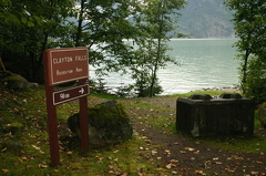 sign 001