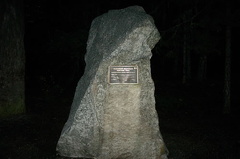 monument 001