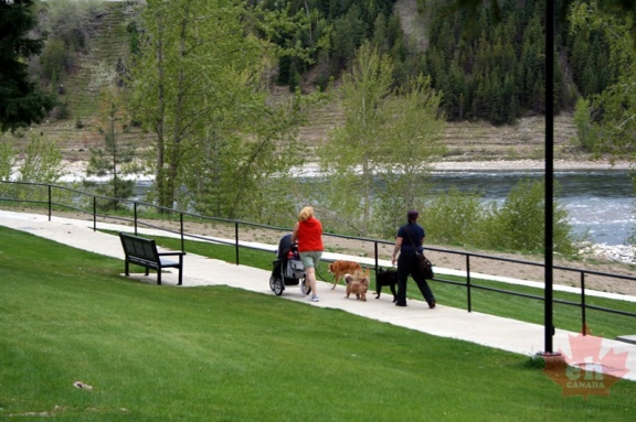 Gyro Park waterfront pathway