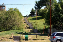stairs-connecting-streets20090626 37012