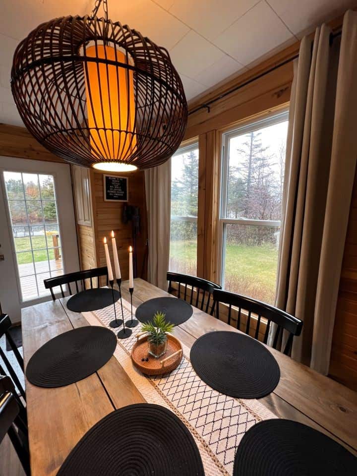 Dining table views Pond decor Rental kitchen cottage cabin retreat getaway house accommodation accommodations nl Newfoundland Canada