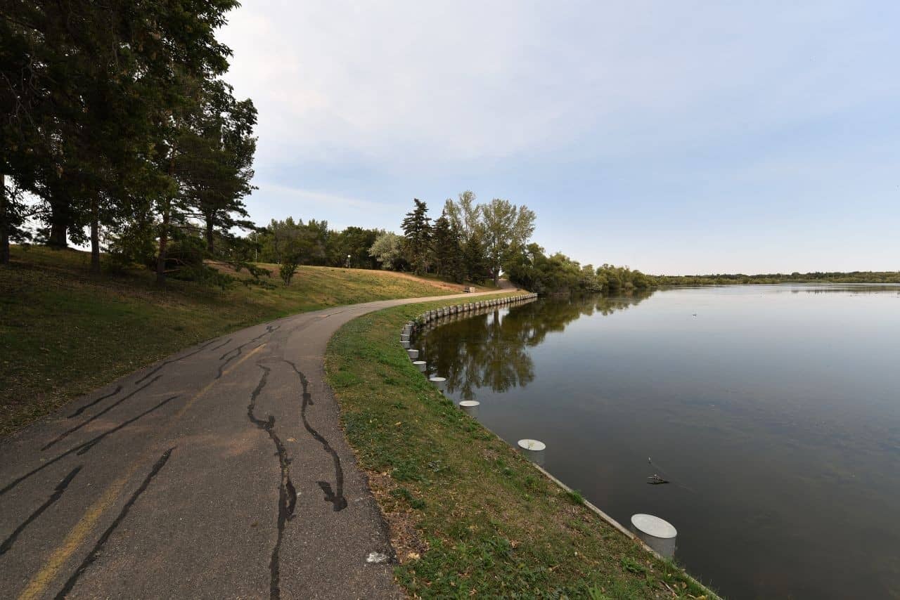 Wascana Lake is a hub of community activity for walkers, joggers, cyclists, paddlers and festival goers in downtown Regina, and it is circled by the Trans Canada Trail.