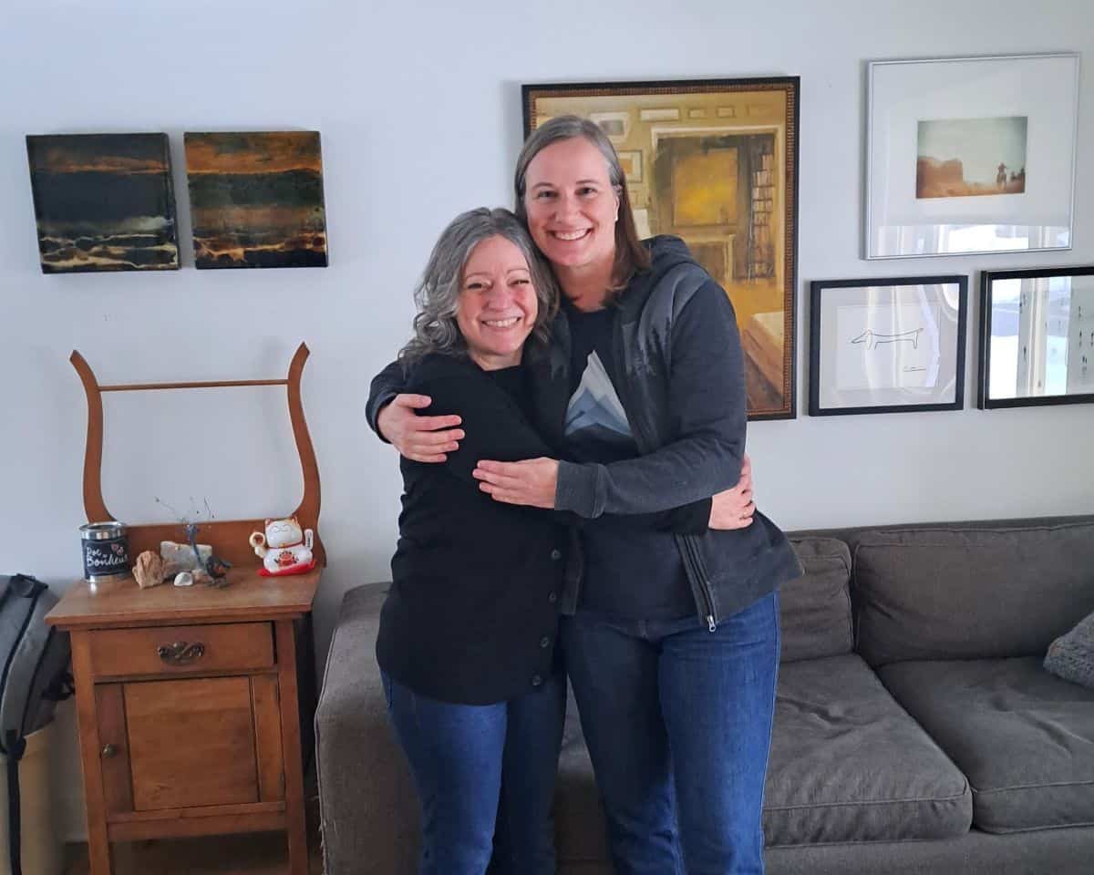 Former exchange students reunite for a visit in Montreal and the Monteregie Region to the city's south. The pair is ready for 3-days of food, adventures, and friendships.