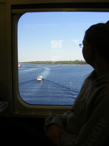 When you travel on Via Rail's The Ocean you will enjoy the same stunning views whether you're relaxing in a spacious set in Economy Class or luxuriating in Sleeper Class.