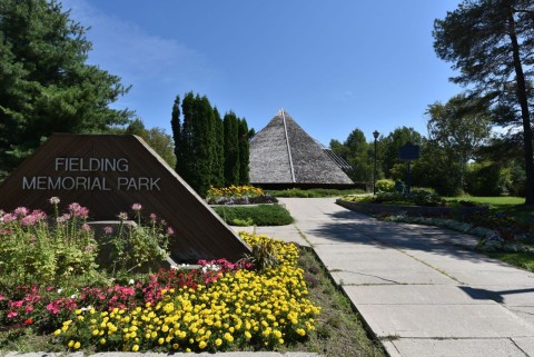 A flower-lined path through Fielding Memorial Park showcases the Sudbury Camino’s urban charm, blending green spaces, city trails, and natural beauty into an enjoyable and accessible Canadian Camino experience.