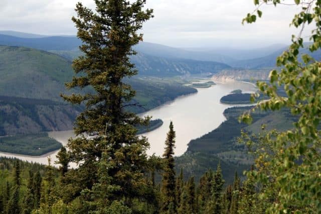midnight_dome_lookout_yukon-river-view
