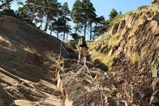 gaff-point-trailsecret-beach-rope-greg20110725_35