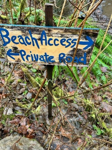 beach-access-sign