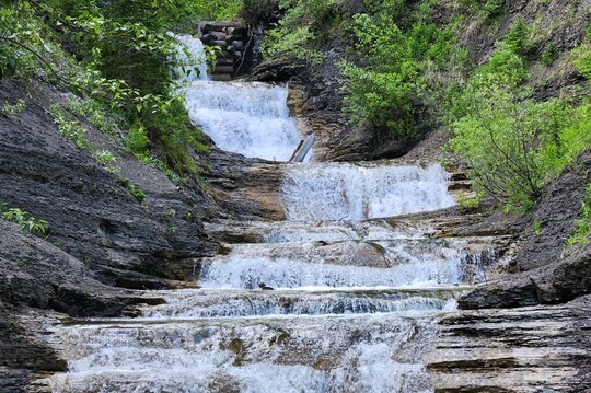 allison-creek-falls-crowsnest-pass