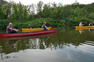 canoeing-wakamow-river