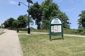 armes-lookout-sign-in-hamilton-ontario