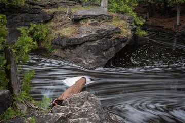 moving-water-potholes-trail-rockwood-conservation-area