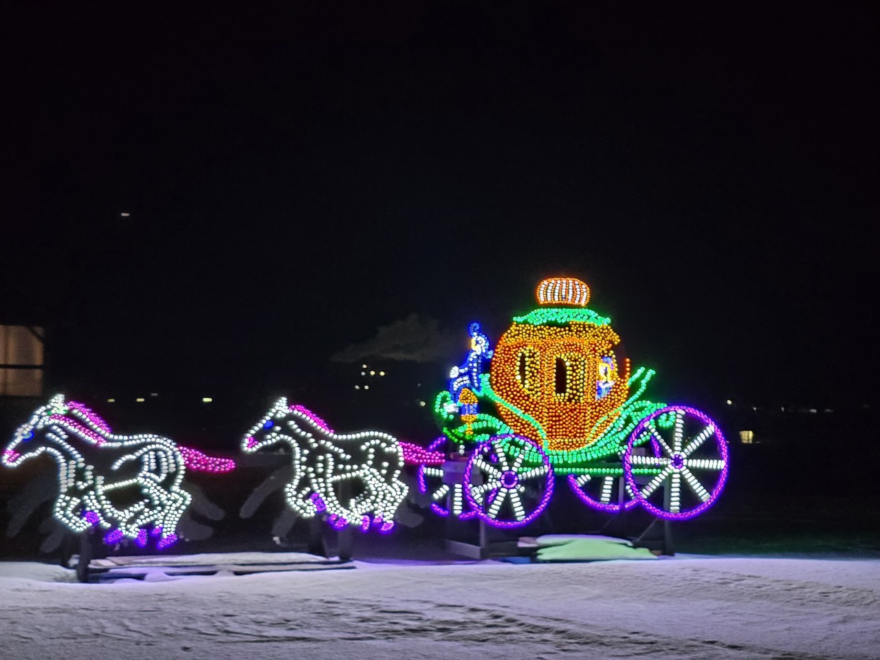 Cinderella's Horse and Carriage Christmas Lights  - This beautiful Carriage had movement to it with thr horses running, and the wheels spinning. There is even someone in the window of the carriage