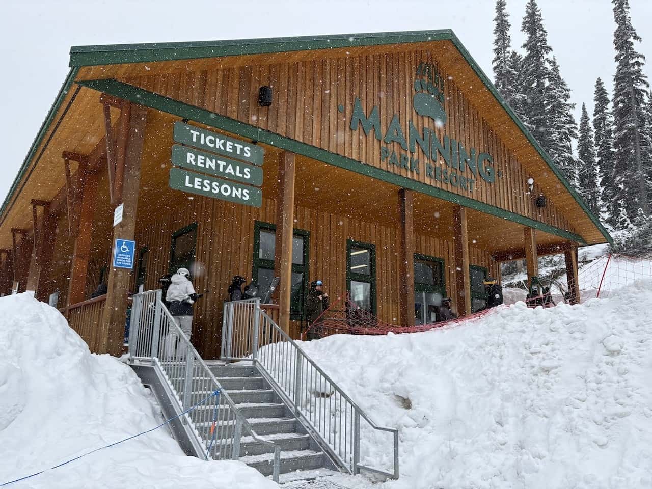 Ticket-and-Rental-Building-Manning-Park - Tickets, rentals and lessons can all be found in this busy building at Manning Park Resort in British Columbia, Canada.