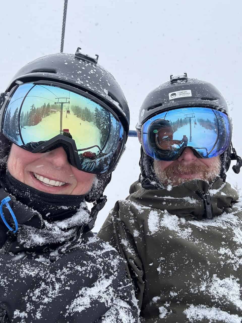 Manning-Park-Resort-Snowy-Selfie - We visited Manning Park Resort Alpine Area on a snowy day! It was an amazing day of fresh powdery turns in British Columbia, Canada.