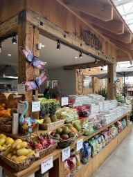 Fresh-Produce-at-Sams-Place-Market