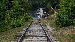 Old-Retired-Railway