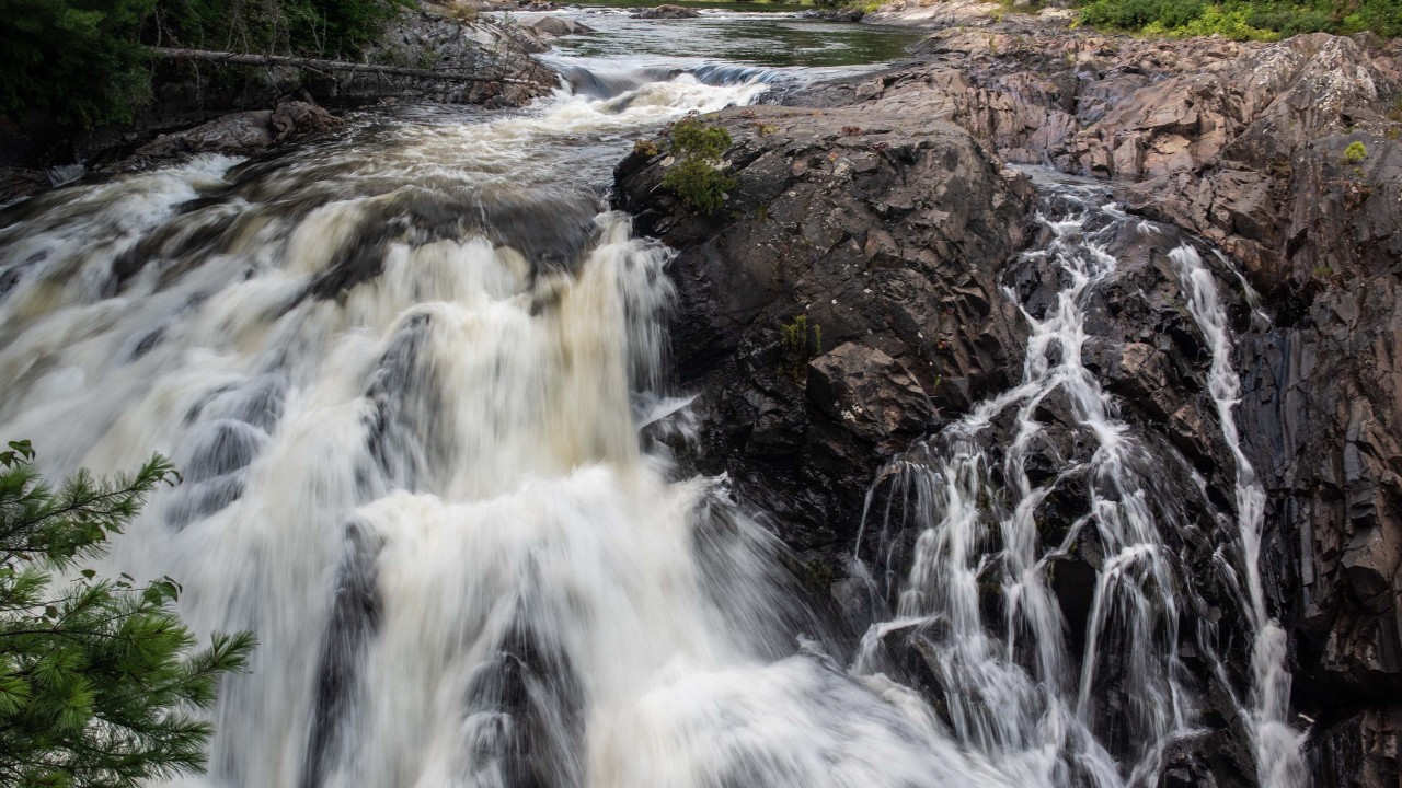 Chutes-Falls - Chutes Falls at Chutes Provincial Park Massey Ontario from one of the many lookouts.