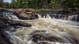 The 7 Sisters Hiking Trail Chutes-Provincial-Park