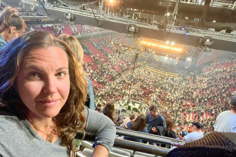 Post-show-Mumford-and-Sons-Bell-Centre-Montreal - When the lights come on after the concert! I'm never ready to leave right away, I like so sit in the vibe and hold onto every magical moment before making an exit.