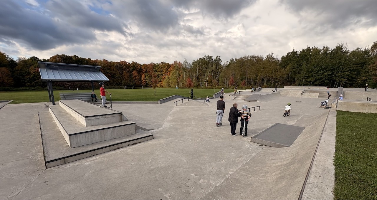 Rails-Drops-and-Ramps-at-3-Musketears-Skatepark - There were so many different rails, ramps, pipes, and a large bowl for skaters to attempt various skills at the 3 Musketears Skate Park in Acton, Ontario, Canada.