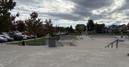Parking-and-Ramps-at-3-Musketears-Skatepark