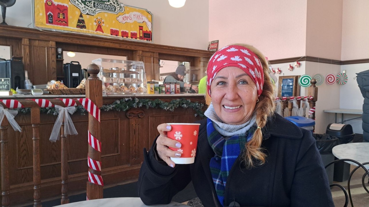 Hot Chocolate at Bill’s Confectionery - Nothing says winter in Canada like rich hot chocolate topped with whipped cream and marshmallows, enjoyed while warming up indoors and listening to live local Christmas music.