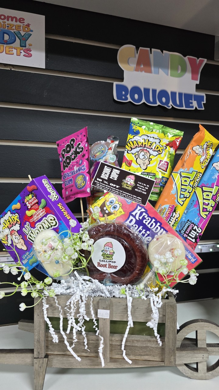 Candy Gift Basket Sweet Tooth - Candy bouquets and gift baskets are handcrafted and perfect for birthdays, celebrations, or road trip surprises
