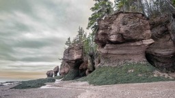 Hopewell-Rocks-Bay-Of-Fundy