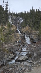 easy-climb-up-tangle-creek-falls