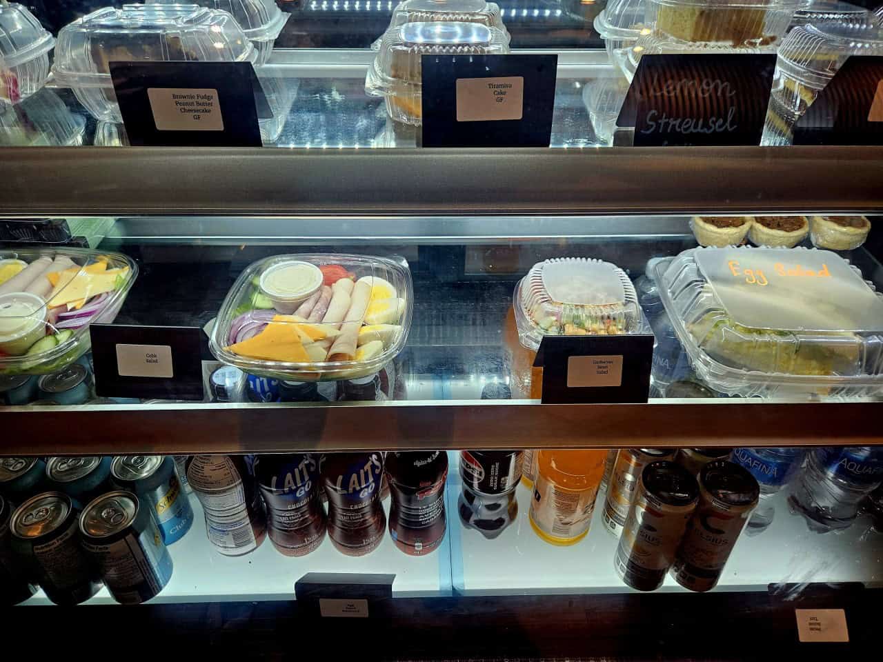 Ready Made Lunches at Coffee Lodge Finch - Sarnia Ontario Canada  - Grab a delicious ready made lunch at Coffee Lodge on Finch Drive, Sarnia Ontario Canada.
Perfect to pack for picnicing or roadtripping around Sarnia!